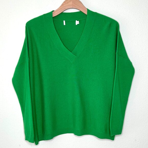 Arch4 Bailey Cashmere V-Neck Sweater in Kelly Green Size XS - Picture 9 of 9